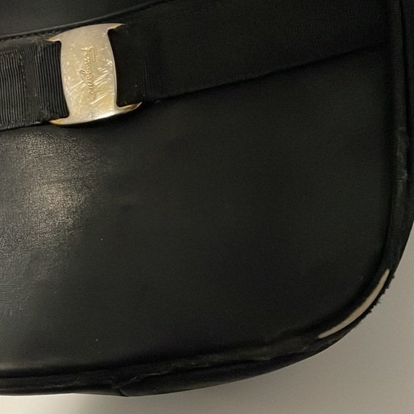 Authentic Ferragamo purse *read description first* vintage condition - Picture 10 of 16